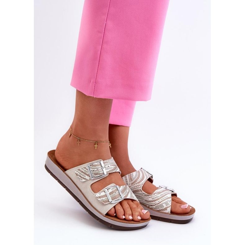 Step in style Sandalia Chanclas Modelo Inblu CP000045 Beige - Pisa con estilo 1