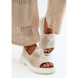 Step in style Sandalias Modelo Zazoo 2939 Oro Cepillado - Pisa con estilo blanco 2