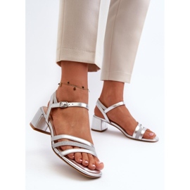 Step in style Sandalias Modelo Sergio Leone SK046 Plata - Pisa con estilo gris 1
