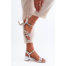 Step in style Sandalias Modelo Sergio Leone SK046 Plata - Pisa con estilo gris 2