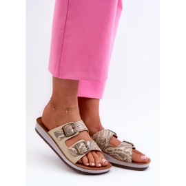Chanclas de moda de la marca INBLU. beige 1