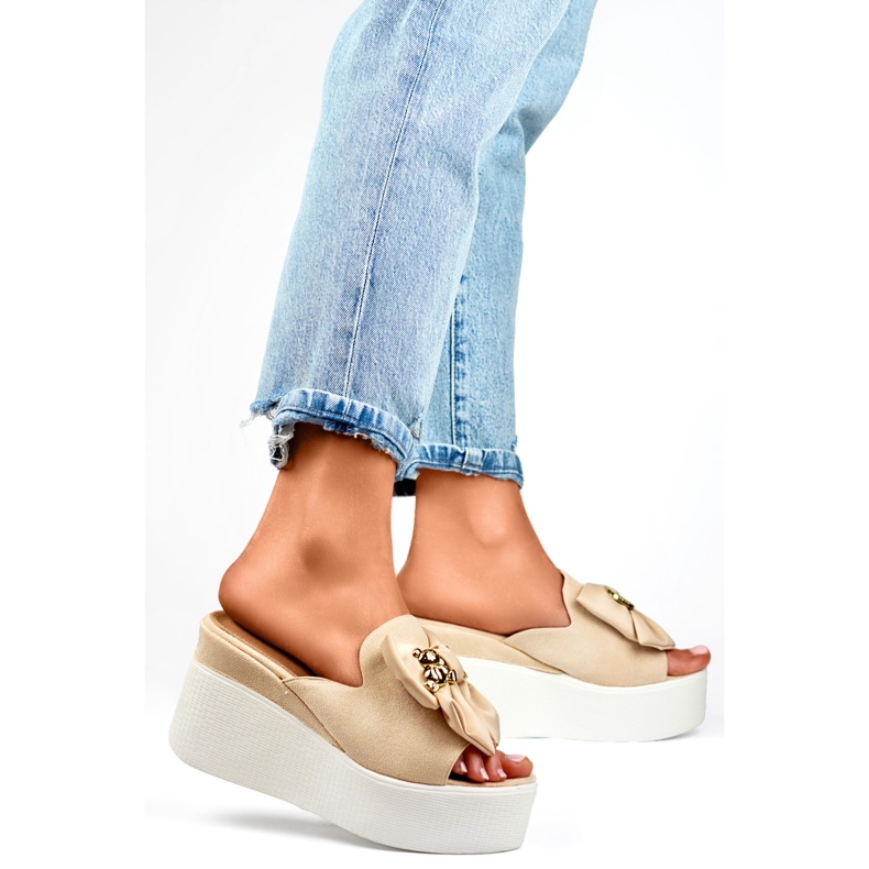 Sandalia Chanclas Modelo 8082BE Beige 1 Sandalia Chanclas Modelo 8082BE Beige 1