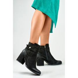 Botas Modelo 260041B-SU Ante Negro 3