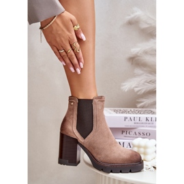 Botas Aislantes De Tacón Alto Para Mujer Confeccionadas En Ante Ecológico Vinceza 58356 Beige 5