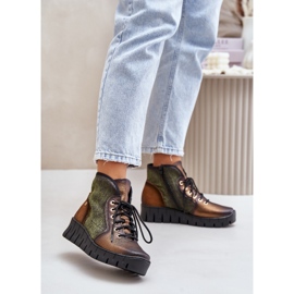 Botines de Piel con Plataforma y Cuña Maciejka 06702-09 Verde y Dorado 2