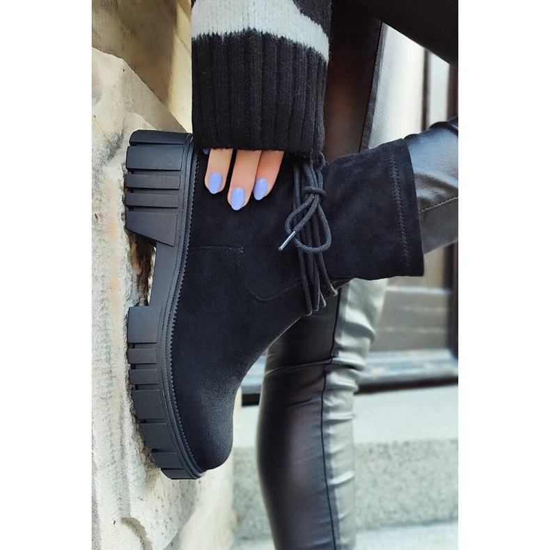 Botines de mujer con parte superior elástica, con cordones, negro DE1127S-B 1 Botines de mujer con parte superior elástica, con cordones, negro DE1127S-B 1