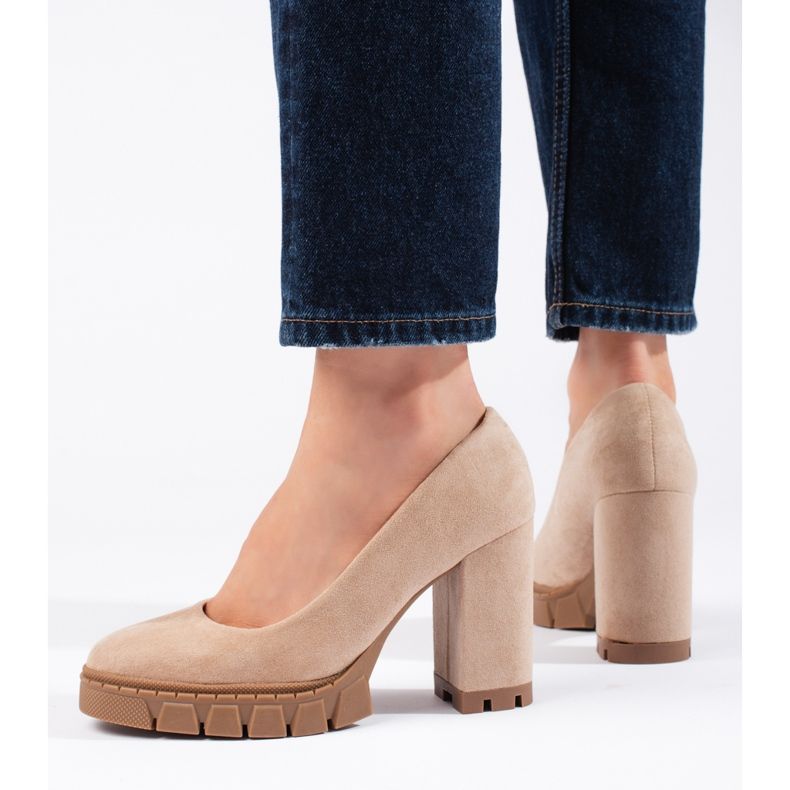 Salón mujer tacón ante beige 2