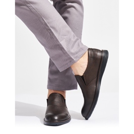 Zapatos marrones para hombre. marrón 3
