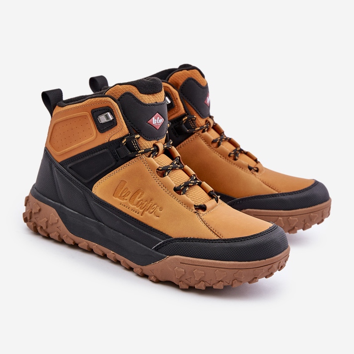 Zapatos de senderismo aislados para hombre Lee Cooper LCJ-24-01-2938 Camel marrón 1 Zapatos de senderismo aislados para hombre Lee Cooper LCJ-24-01-2938 Camel marrón 1