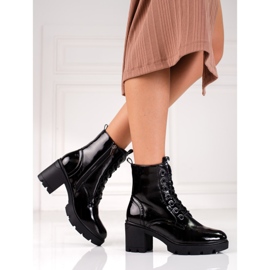 Botas de trabajadora lacadas con tacón alto para mujer. negro 1