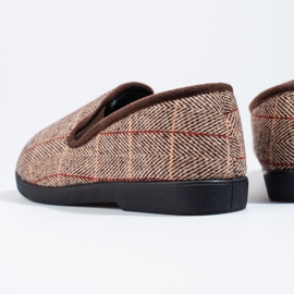 Cómodas zapatillas de hombre marrones de Shelovet marrón 2