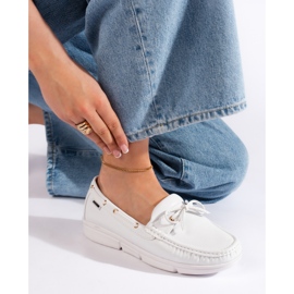Goodin Mocasines de mujer blancos cómodos 1
