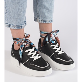 Zapatillas de mujer negras atadas con una cinta. negro 1 Zapatillas de mujer negras atadas con una cinta. negro 1