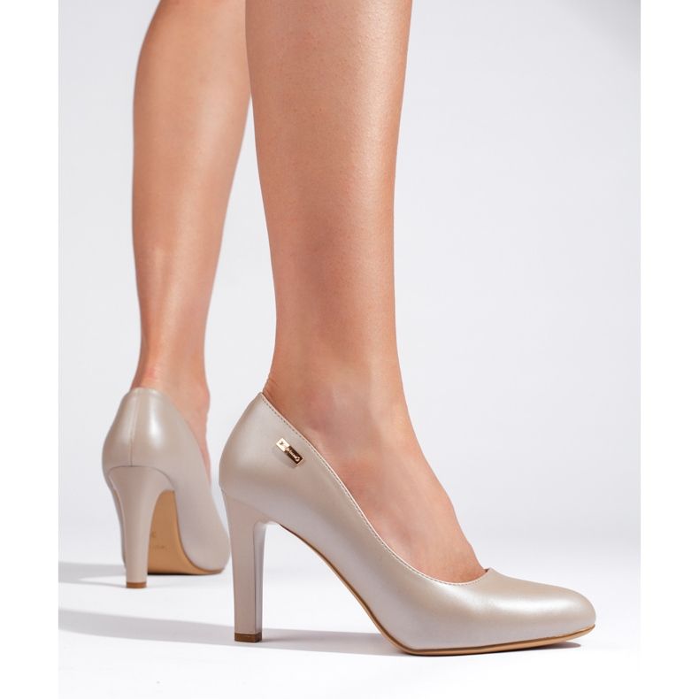 Zapatos de salón clásicos de tacón beige claro de Sergio Leone 1 Zapatos de salón clásicos de tacón beige claro de Sergio Leone 1