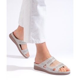 Chanclas cómodas de mujer grises 1 Chanclas cómodas de mujer grises 1