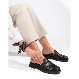 Chanclas negras con suela gruesa. negro 1