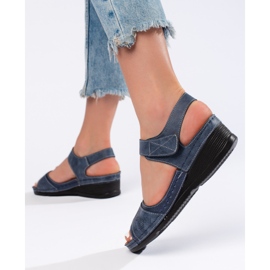 Sandalias de mujer azules con velcro. 2