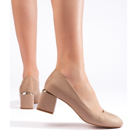 Zapatos de tacón de ante beige 2