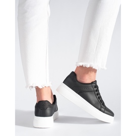 Zapatillas negras en la plataforma negro 1