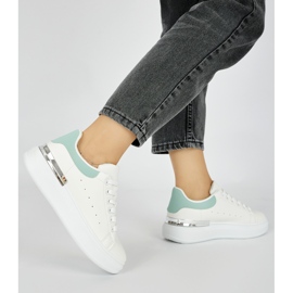 Zapatillas blancas de mujer con elemento verde. blanco 3