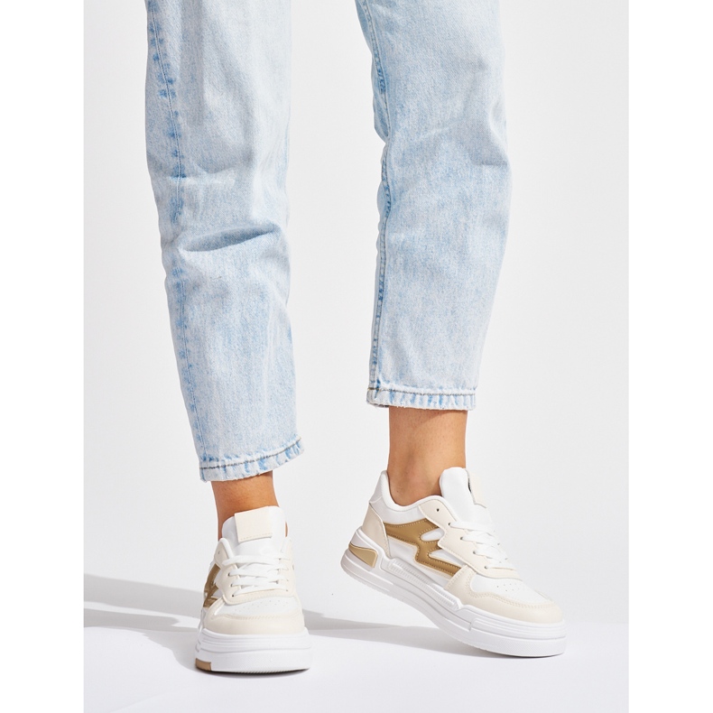 Deportivas plataforma blancas y beige 2