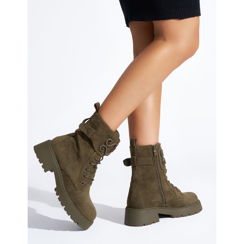 Trabajadoras de ante con cordones verde oscuro 2