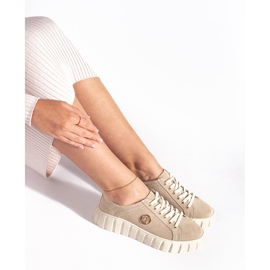 Zapatos con plataforma beige claro confeccionados en piel serraje 2