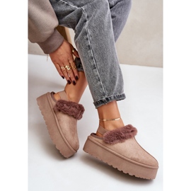 Pantuflas de mujer con plataforma y pelo, beige oscuro Linaris 7