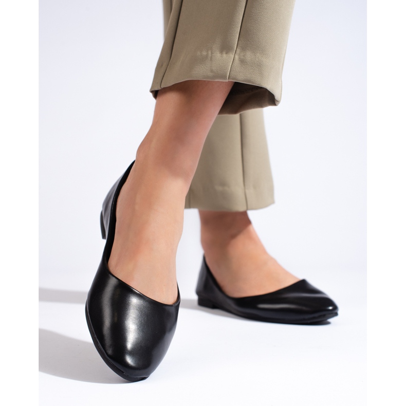 Bailarinas clásicas de mujer negras. negro 2