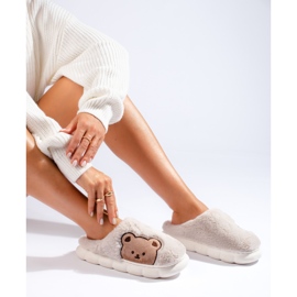 Babucha mujer beige con osito Shelovet 1