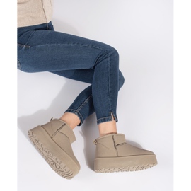 Seastar Botas de nieve de mujer con aislamiento beige y plataforma. 2