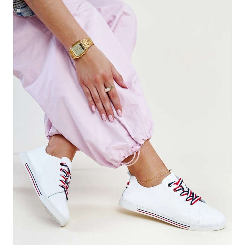 Zapatillas Vinceza de piel blanca. blanco 2