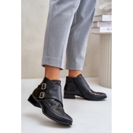 Botines Tacón Bajo Piel Con Hebillas Maciejka 06696-01 Negro 2