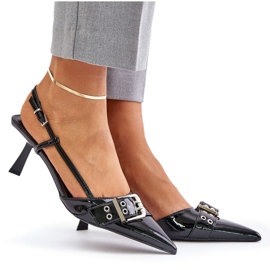 Stilettos de charol Zeisia negro con hebilla 12