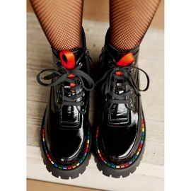 Botines negros de charol Anafra con cremallera 2