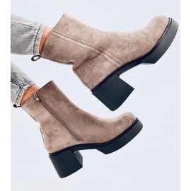 Botines Ruffin Caqui con tacón estable beige 2