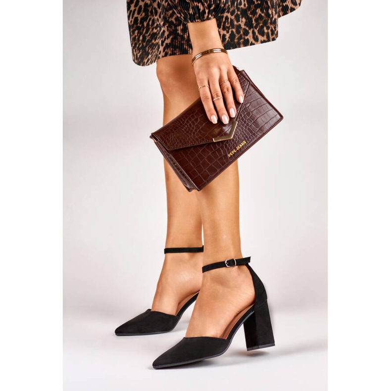 Salón negro de tacón con cierre al tobillo QA203B 2