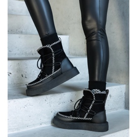 Botas de nieve de plataforma negras con cordones decoradas con bordado Mckenzie negro 1
