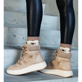 Botines Rosemarie beige con suela gruesa. 4