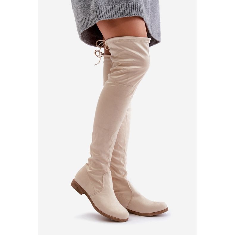 Erynn Botas por encima de la rodilla de tacón plano confeccionadas en ante ecológico, beige Linnithia 1 Erynn Botas por encima de la rodilla de tacón plano confeccionadas en ante ecológico, beige Linnithia 1