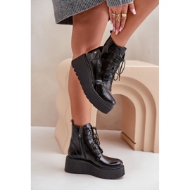 Botas Charol De Piel Con Plataforma Y Cuña Maciejka 06762-01 Negro 5