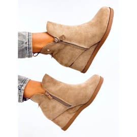 Botines cuña Paxten de ante caqui beige 4