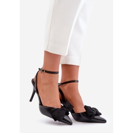 Tacones de piel ecológica con lazo, negro Volamia 1