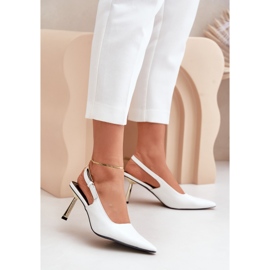 Tacones altos de charol Filona blanco con tacón abierto. 2