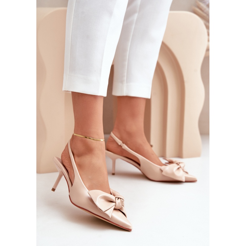 Tacones Altos Emiranna Beige De Piel Ecológica Con Lazo 2