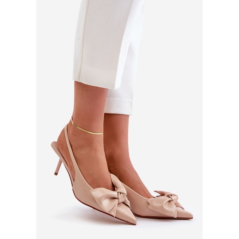 Tacones Altos Emiranna Beige De Piel Ecológica Con Lazo 1