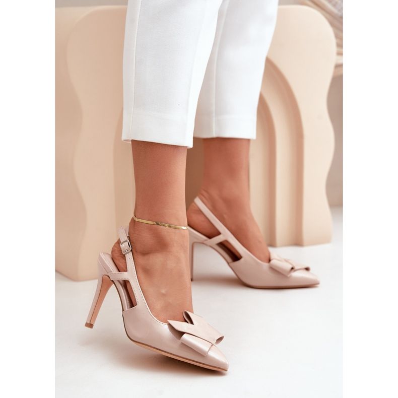 Tacones de charol con tacón abierto, Beige Auroravia 2
