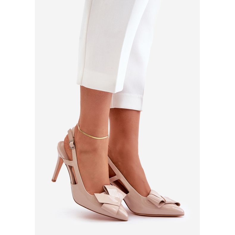 Tacones de charol con tacón abierto, Beige Auroravia 1