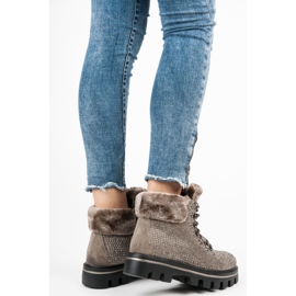 Kylie Botas con estilo con protector marrón 1 Kylie Botas con estilo con protector marrón 1