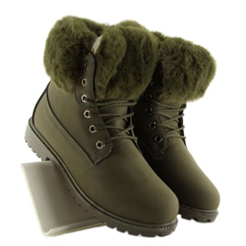 Botas de madera verde cálido con pelo 2